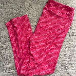 LuLaRoe Pink Love Print Leggings